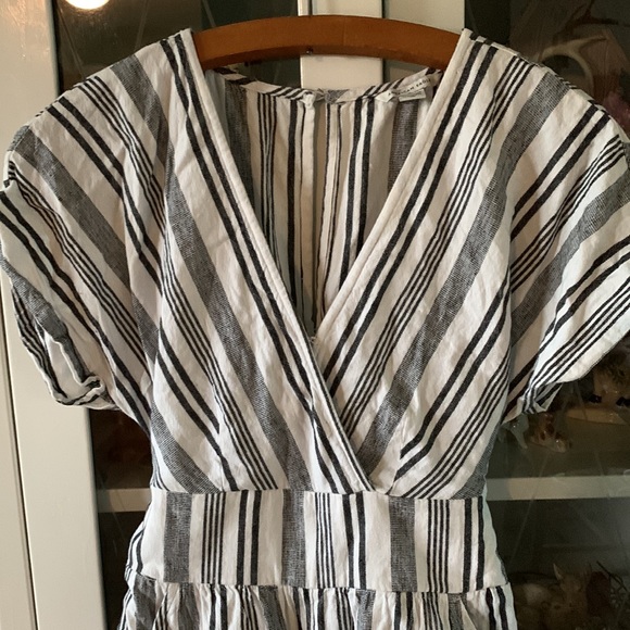American Eagle sz XS jumpsuit romper euc - Picture 3 of 8